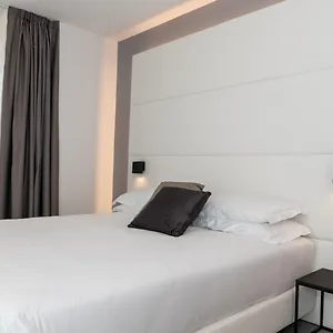 J44 Lifestyle Szálloda